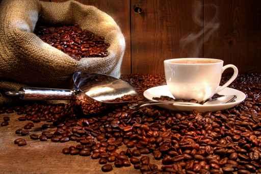 Cà phê làm tăng nguy cơ biến chứng của tăng huyết áp
